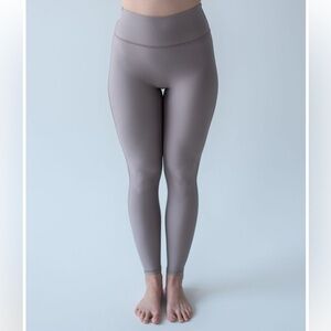 SAVVI Seri Leggings Silver